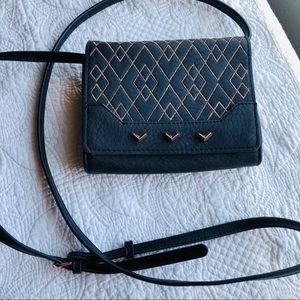 Stella & Dot sidekick Purse Black w/ Rosegold